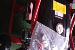 Gruppo elettrogeno kW 3700 a benzina