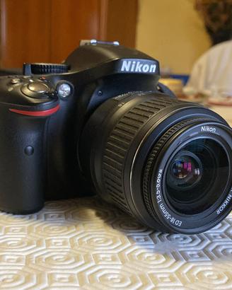 Nikon D5200 + 35-70
