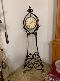 Orologio  in ferro battuto