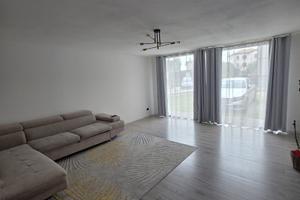 Casa singola con giardino