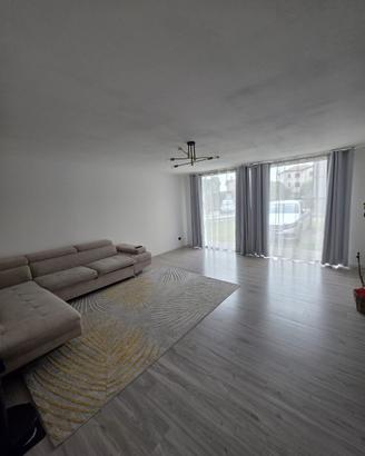 Casa singola con giardino
