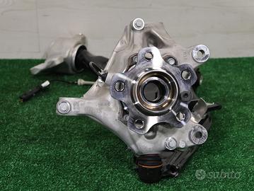 BMW F70 U06 Mozzo fusello anteriore destro