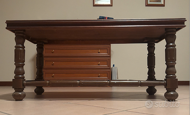 Tavolino da salotto classico in legno massiccio