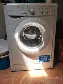 lavatrice Indesit 