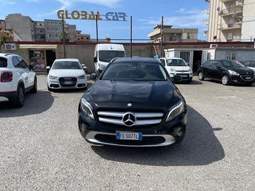 Mercedes-benz GLA 200 180 d Premium