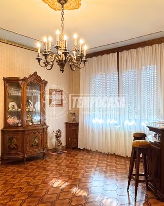 RIF. 614 - VILLA UNIFAMILIARE CON GIARDINO, TERRAZ