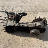 Motore carter piaggio nrg runner a liquido e disco