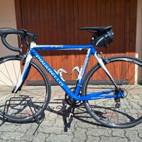 bicicletta da corsa Pinarello FP1