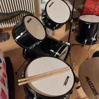 Batteria acustica MaxTone