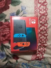 NINTENDO SWITCH PRATICAMENTE NUOVA