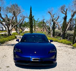 Porsche Taycan 4s