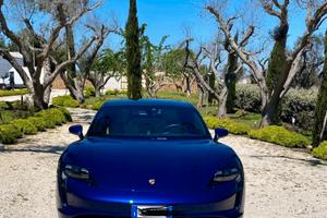 Porsche Taycan 4s