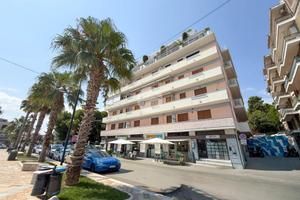 4 LOCALI A VASTO