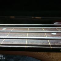 strumenti musicali  basso elettrico amplificatore