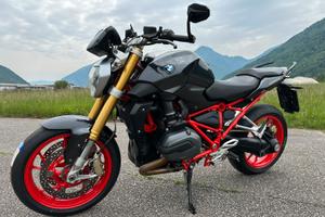 BMW R1200R LC Sport
