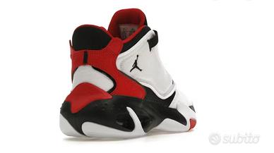 Nike jordan air max aura 4