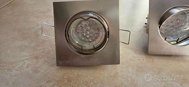 Coppia di faretti orientabili luci led