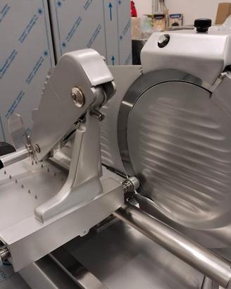 AFFETTATRICE LAMA 300