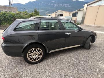 Alfa Romeo 156 Crosswagon Q4 1.9 JTD 2005 – pelle
