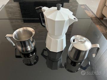 Caffettiera + 2 lattiere