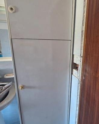 Mobile bagno/dispensa