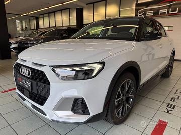 Audi A1 30 1.0 tfsi Identity Contrast 116cv s tron