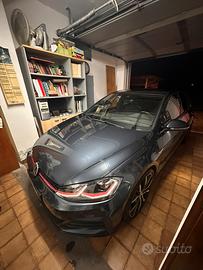 VOLKSWAGEN GOLF GTI 7,5