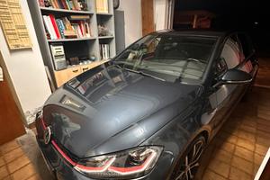 VOLKSWAGEN GOLF GTI 7,5