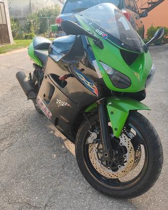 Kawasaki zzr 1100