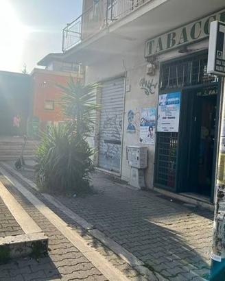 Attività / Licenza di 20 m² con 1 locale a Roma