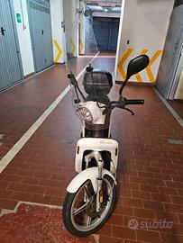 scooter elettrico askoll 50