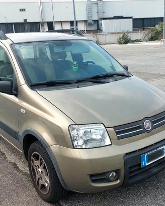 FIAT PANDA CLIMBING NATURAL POWER
