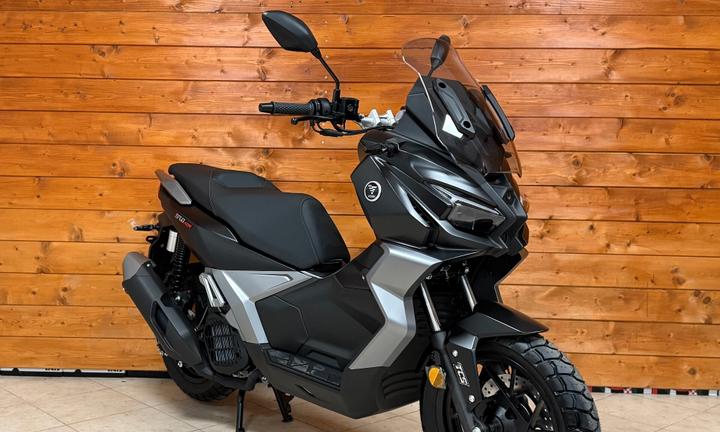 Voge Sfida SR1 125 ADV - Rate a Interessi 0