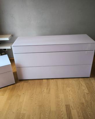 Cassiettera e comodini