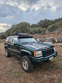 Jeep Grand Cherokee 5.2 V8 4WD auto Limited 