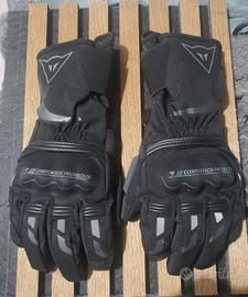 Guanti da moto invernali Dainese Tempest D-DRY.
