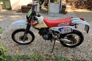 Honda Altro modello 1992 e casco