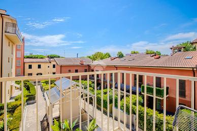 MONOLOCALE A FIRENZE