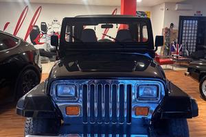 Jeep Wrangler 2.5 cat Soft top (EU)