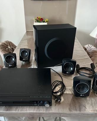 Impianto audio Home Theater 5.1 LG HT303SU con DVD