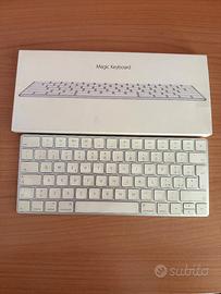 tastiera Apple