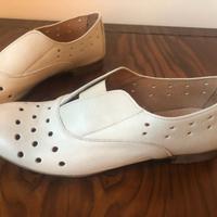 scarpe chiuse in pelle