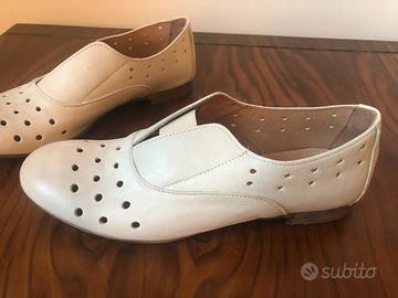 scarpe chiuse in pelle