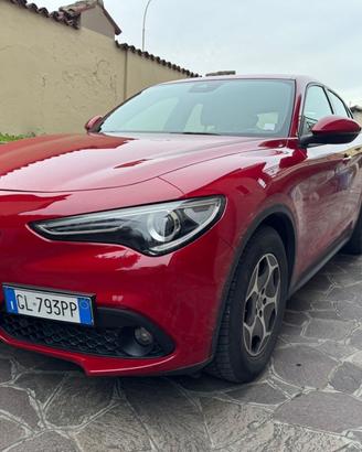 Alfa Romeo Stelvio 2.2 Turbodiesel 160 CV AT8 RWD 