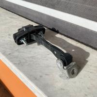 Cerniera sportello post dx Lancia Delta 3 08-14