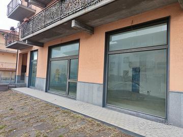 Bottega/ufficio mq 78 Camporotondo Etneo - rif 19