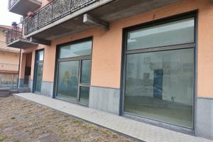 Bottega/ufficio mq 78 Camporotondo Etneo - rif 19