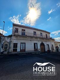 Ragalna appartamento 1° piano