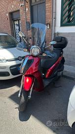 Piaggio 300