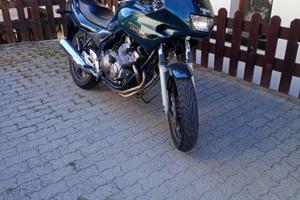 Moto Yamaha diversion 600